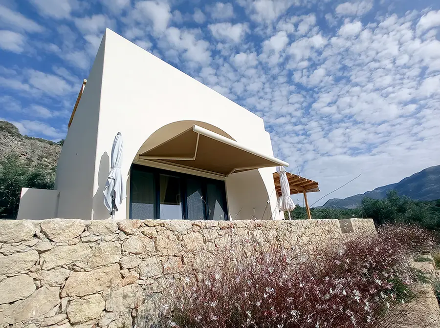 Cassette awning, Pyrgos, Mani